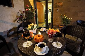 Alex Hotel