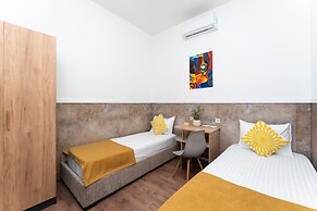 Alex Hotel