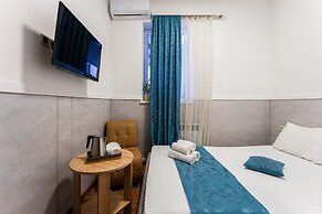 Alex Hotel