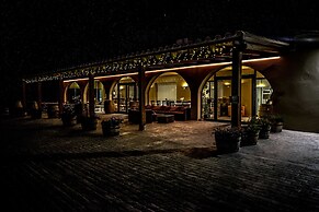 Buil & Gine Wine Hotel