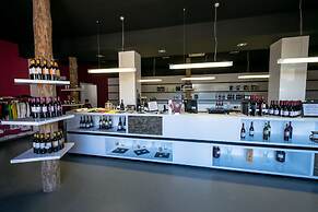 Buil & Gine Wine Hotel