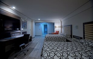 Econo Express Hotel