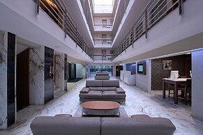 Econo Express Hotel