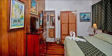 Miramar Apartments