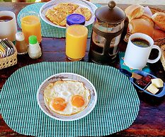Guacamayo Bed & Breakfast