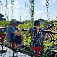 Valomia Guest House