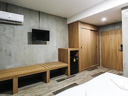 Happy Bou Jomtien Guesthouse