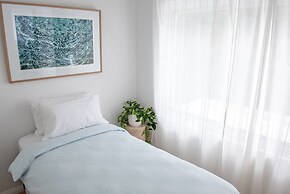 Tamarama Ocean Views H397