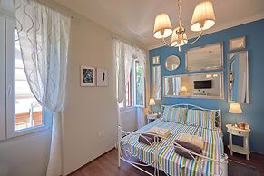 Old City Romantic Studios