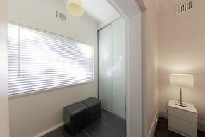 Bondi Beach Prime with Sunroom H405