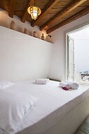 Serifos Houses Hora