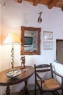 Serifos Houses Hora