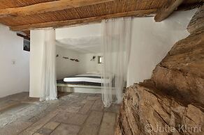 Serifos Houses Aghios Sostis