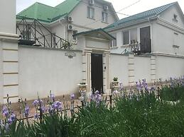 Vilari Guest House