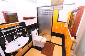 Train View Chalet