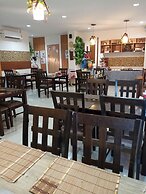 Grand Esie Service Apartment
