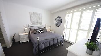 Jubilee Apartment No 10