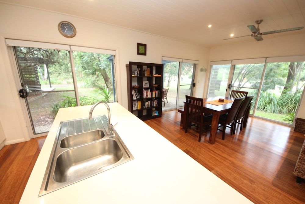 Trial Bay Eco Lodge 2 Pandanus