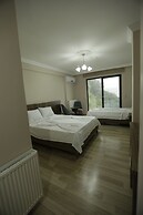Ozgur Otel