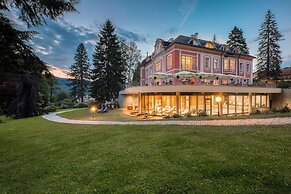 Wellness & Spa hotel Villa Regenhart
