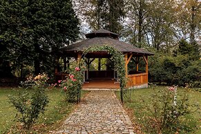 Wellness & Spa hotel Villa Regenhart