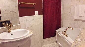 Waters Edge Condo With Boat Slip