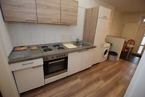AB Apartment 20