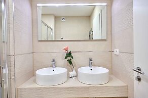 Best Location Rooms