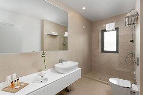 Athina Suites Hotel
