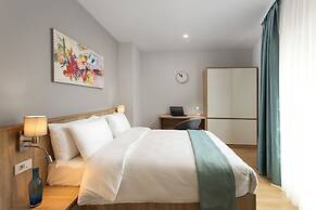 Athina Suites Hotel