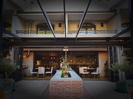 Le Petit Manoir Franschhoek
