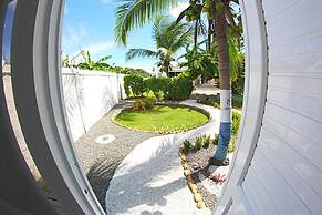 Mahalo House