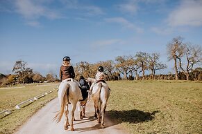 AfriCamps at Oakhurst- Glamping