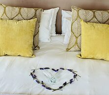 Sandra's Guest House