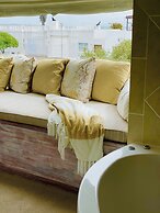 Sandra's Guest House