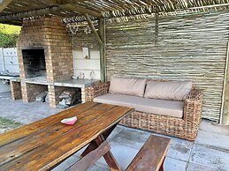 Sandra's Guest House