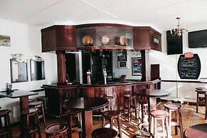Karoo Country Inn Hotel