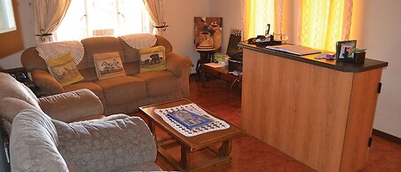 Esme's Guest House