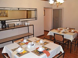 Esme's Guest House