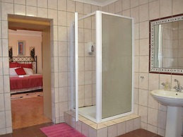 Esme's Guest House
