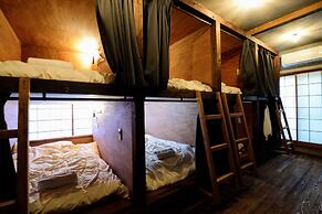 Irori Guesthouse Tenmaku - Hostel