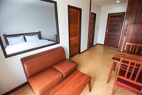 Tai-Shan Suites