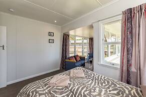 Waitangi Beach Bach 30B