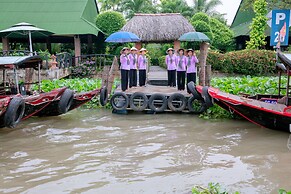 Mekong Lodge Hotel & Resort