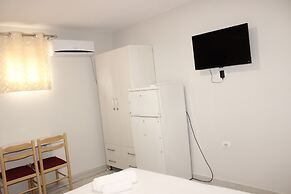Bebi Apartments
