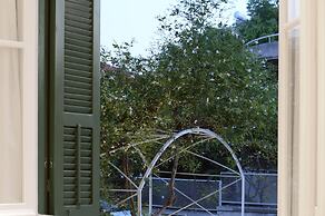 Avgi's Home