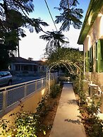 Avgi's Home