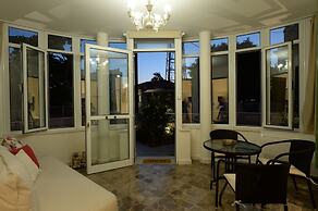 Avgi's Home