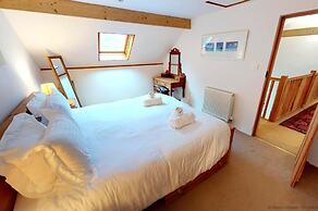 Buckland Brewer COB Barn 2 Bedrooms
