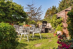 Braunton Magnolia Cottage 3 Bedrooms